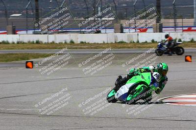 media/Apr-23-2022-Fastrack Riders (Sat) [[cb2d6ae73d]]/LEVEL 4/1PM TURN 6 OUTSIDE/